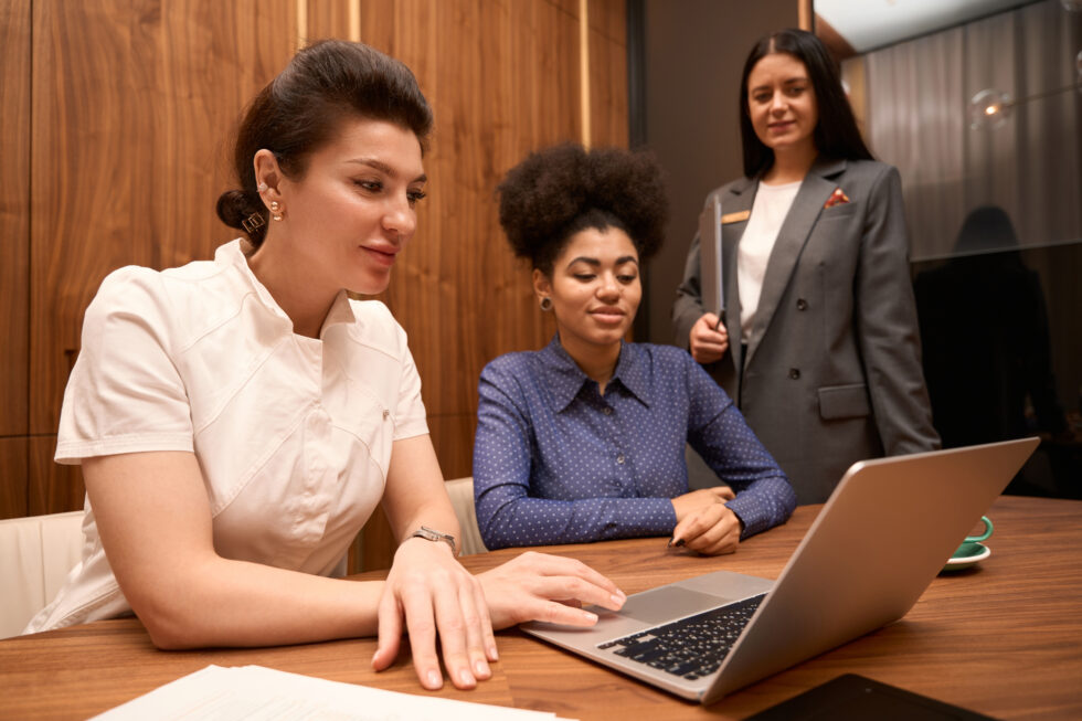 Master Zoom Deposition Etiquette | Sarasota Court Reporters