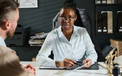 Why Venice Law Firms Trust Local Court Reporters for Sensitive Cases